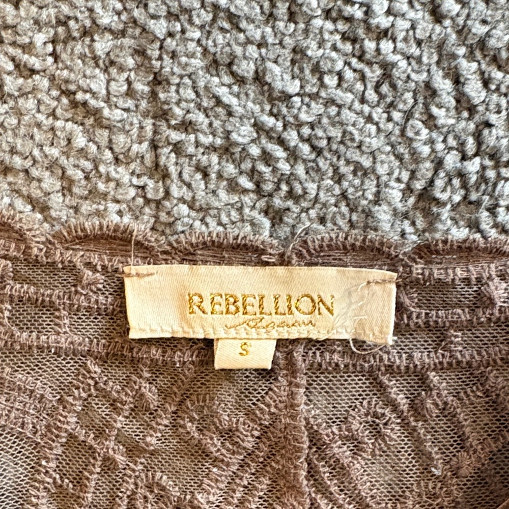 Rebellion Again Sheer Lace Kimono Open Front Cardigan Swimsuit Cover. Size M - Picture 3 of 7